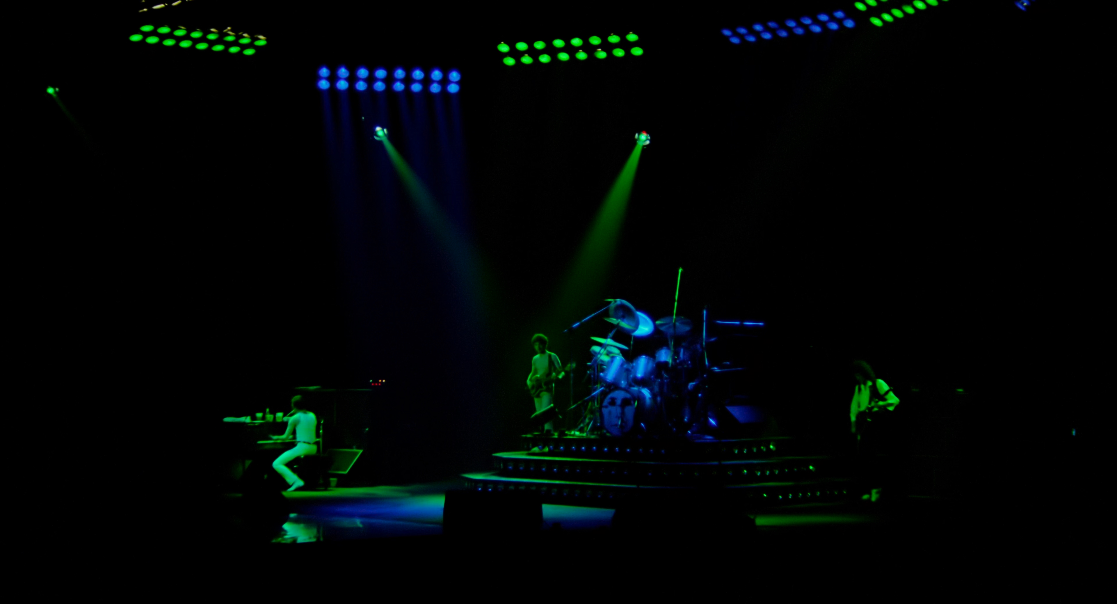 Queen - Rock Montreal (1981).mkv_snapshot_00.24.53.250.jpg