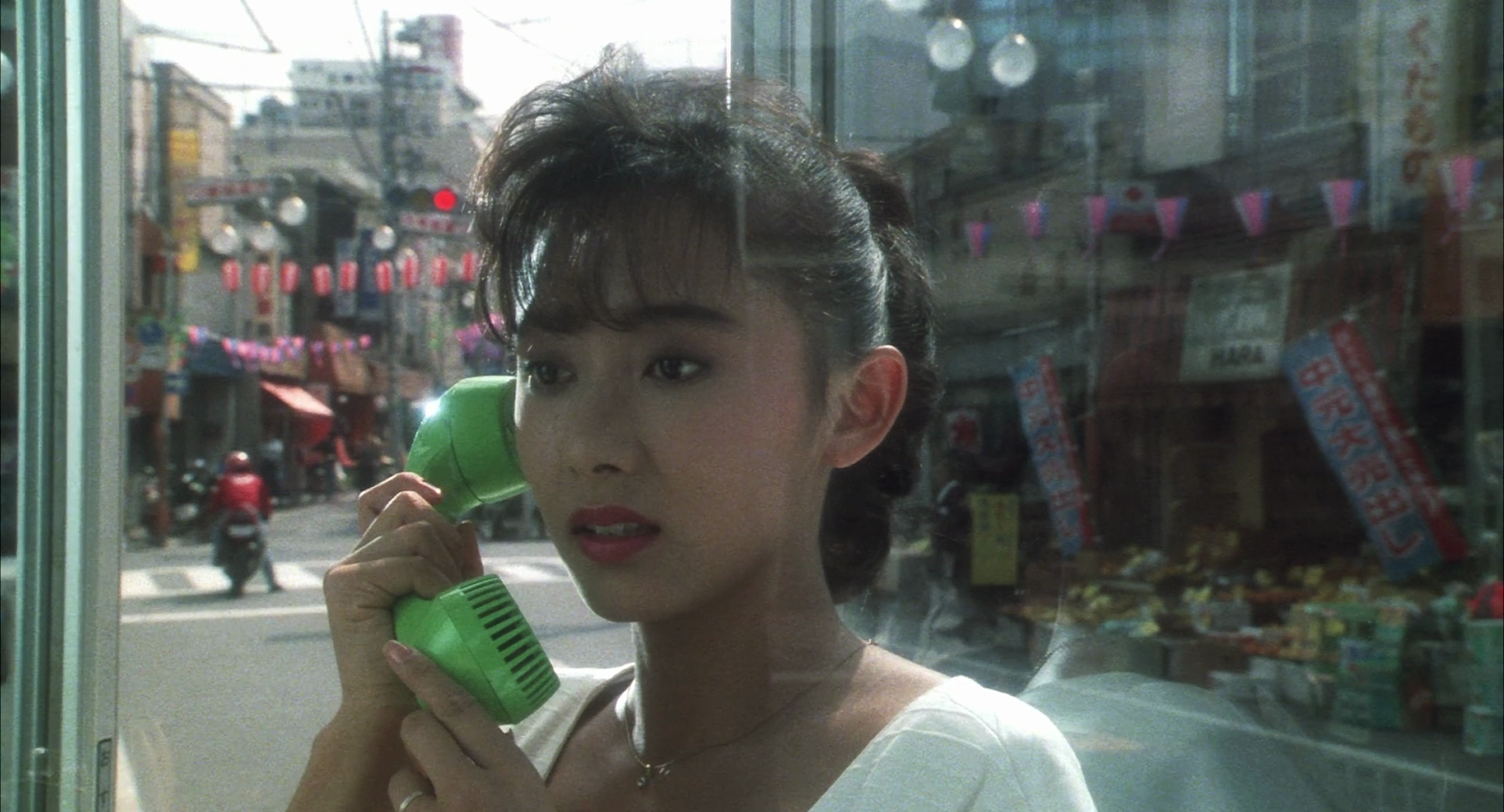 ?????? Let's Go to the Hospital 1990 1080p AMZN WEB-DL DDP2.0 H.264-JPTVclub.mkv_20240725_191732.981.png