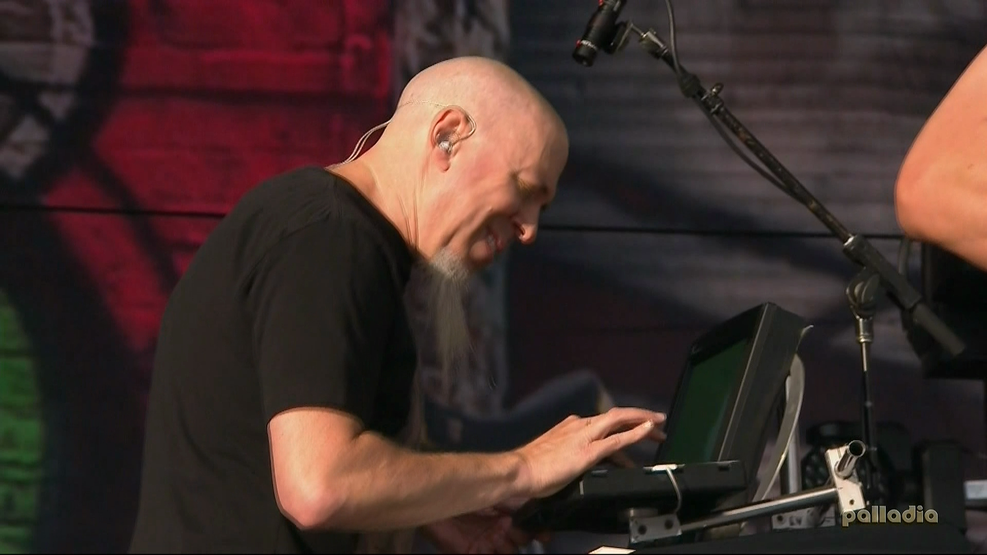 Dream Theater - Sonisphere 2014.ts_20240730_221838.863.png