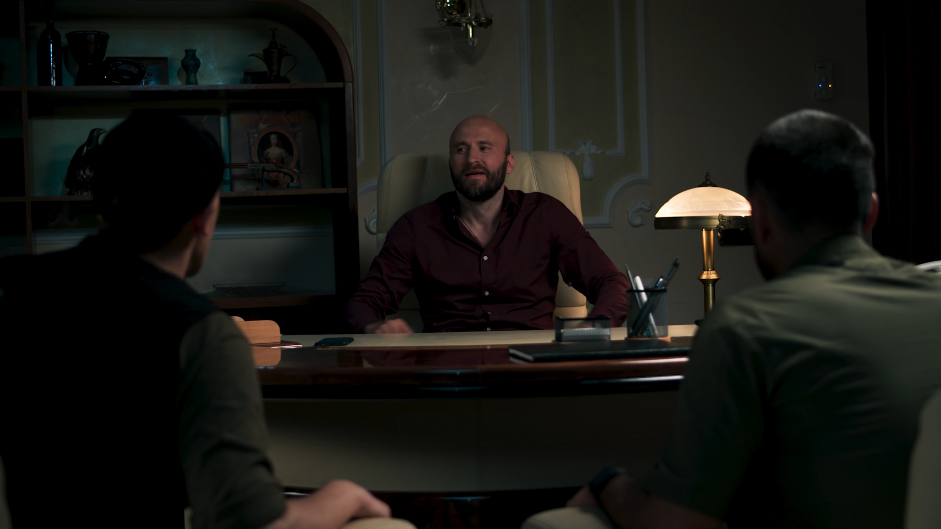 Hameleon.S01.E01.2024.WEB-DL.1080p.ExKinoRay.mkv_snapshot_20.48.png