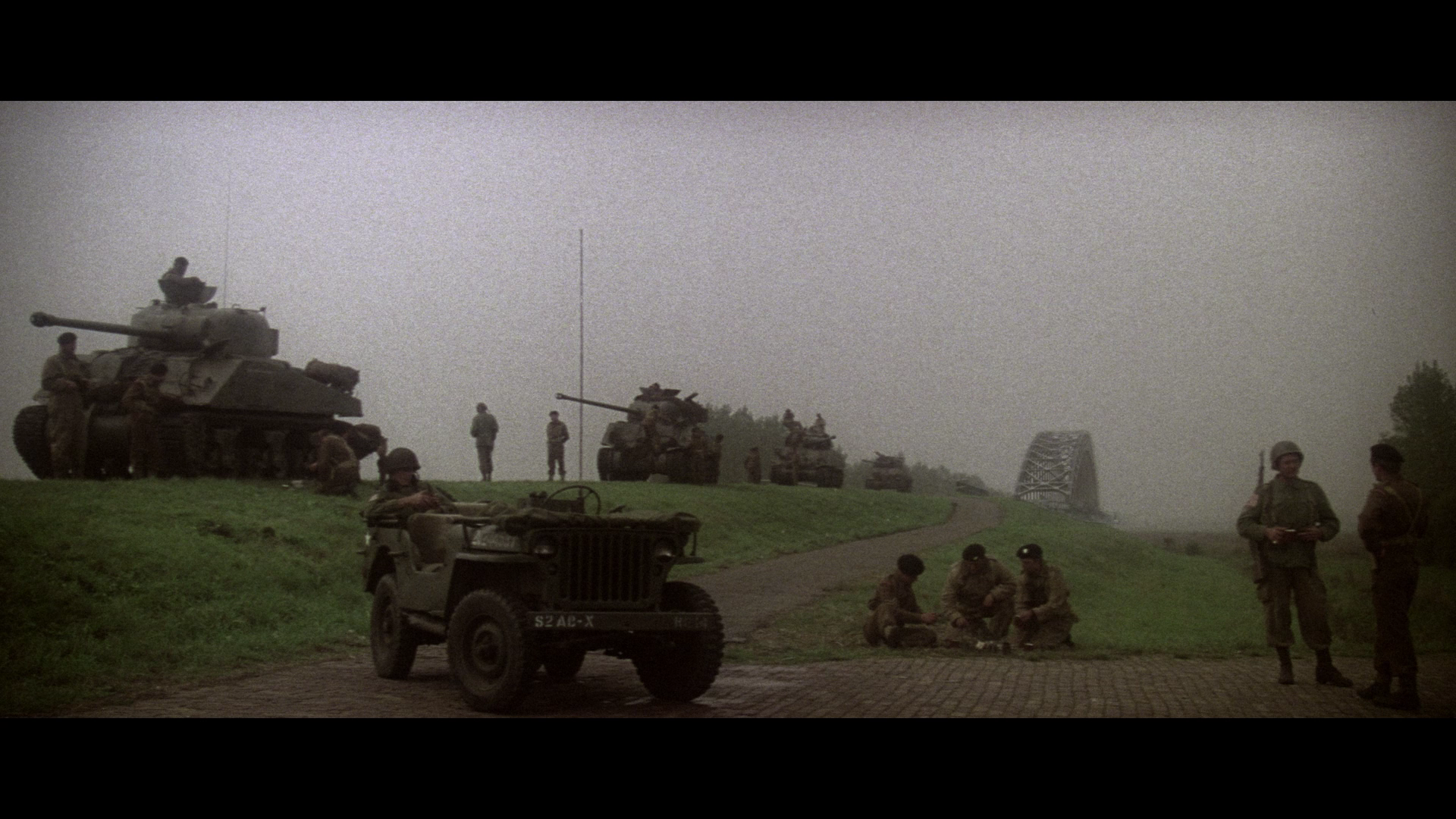 A.Bridge.Too.Far.1977.Imprint.BDRemux.1080p[(204940)2025-01-01-11-48-49].PNG
