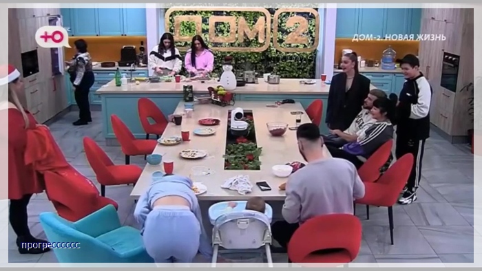 https://i1.imageban.ru/out/2025/01/01/3b739a1a6d816e92f5ae20df6a46f615.jpg