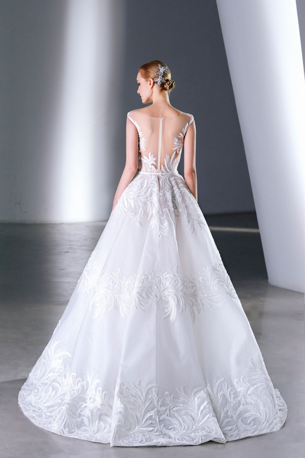 dany_tabet-bridal-2018-2019bluebox-1296_f-resp2400v.jpg