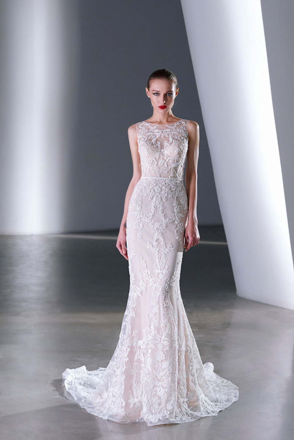 dany_tabet-bridal-2018-2019bluebox-1542_f-resp2400v.jpg