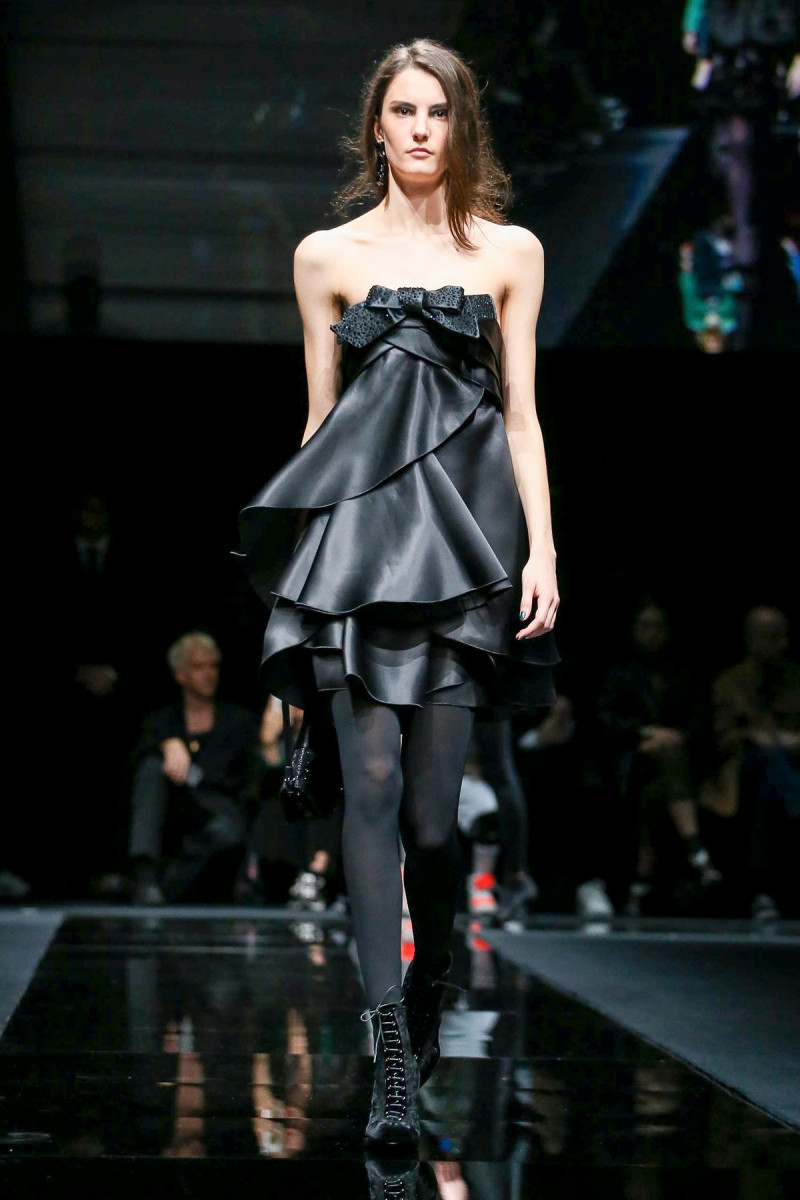 Emporio-Armani-RTW-FW20-Milan-6658-1582282793.jpg