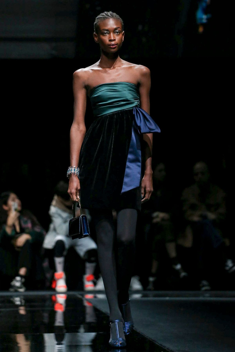 Emporio-Armani-RTW-FW20-Milan-6528-1582282688.jpg
