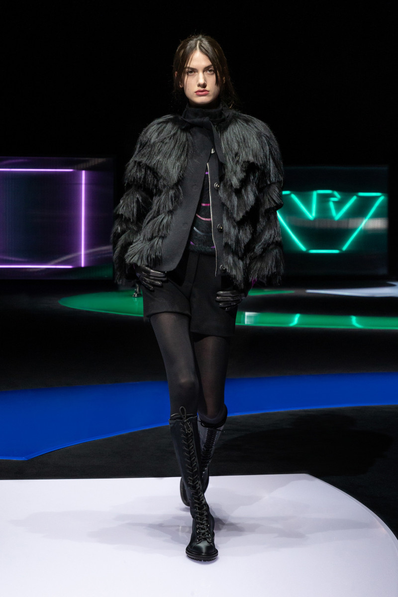 00008-Emporio-Armani-Fall-21.jpg