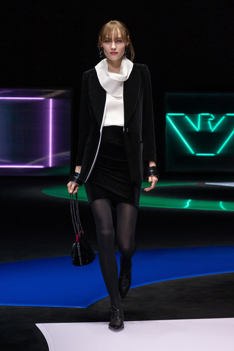 00083-Emporio-Armani-Fall-21.jpg