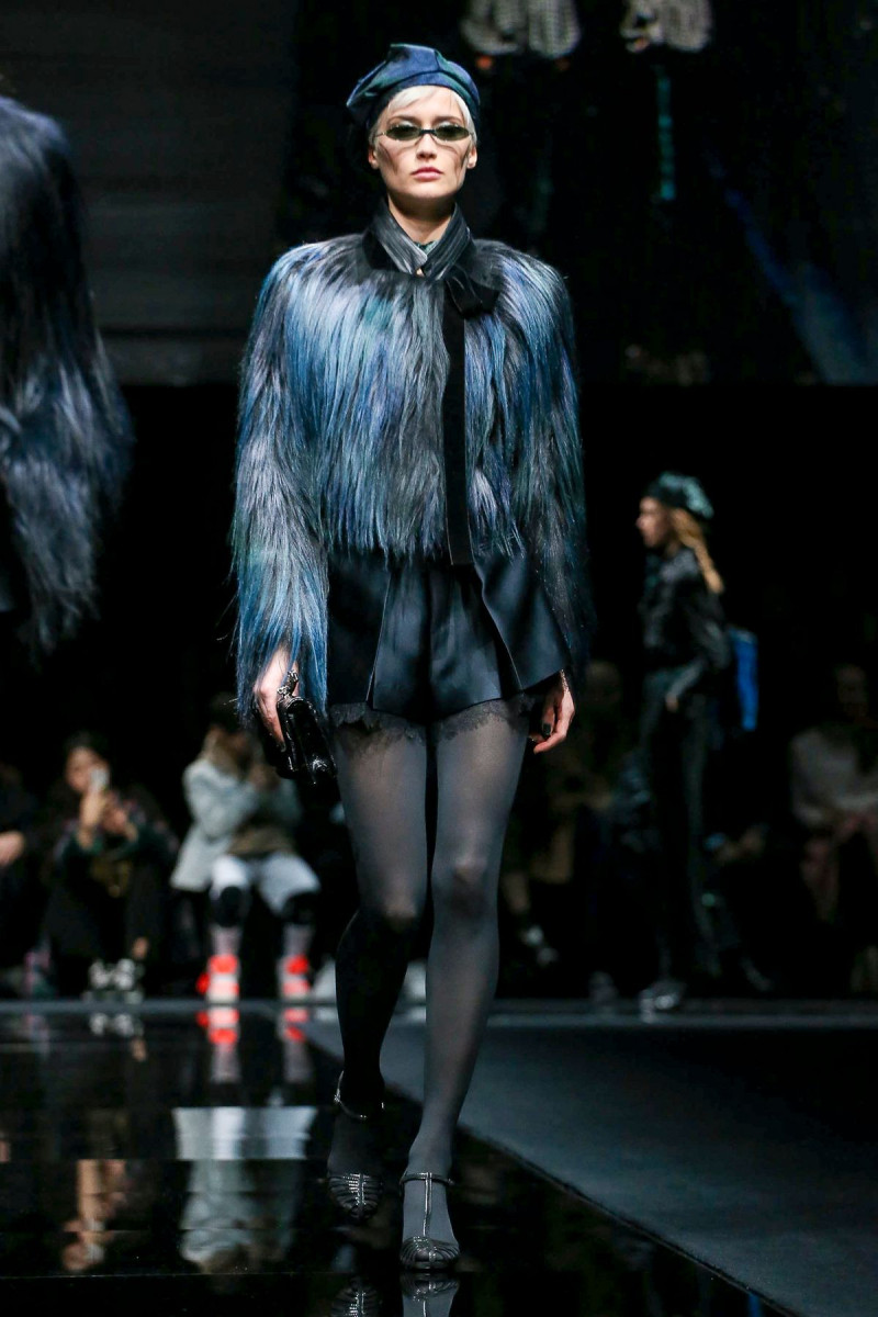 Emporio-Armani-RTW-FW20-Milan-6358-1582282559.jpg