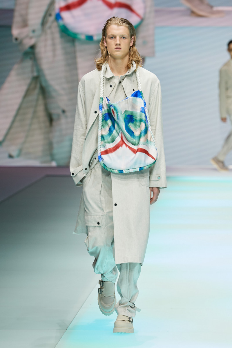 00020-Emporio-Armani-Spring-22-RTW-Milan-credit-gorunway.JPG