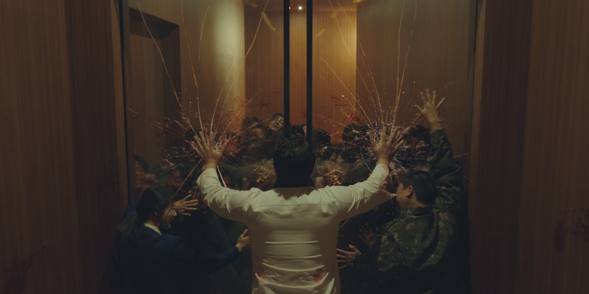 Ньютопия - Newtopia S01 E02 WEB-DL 1080p (2025).mkv_snapshot_42.46.png