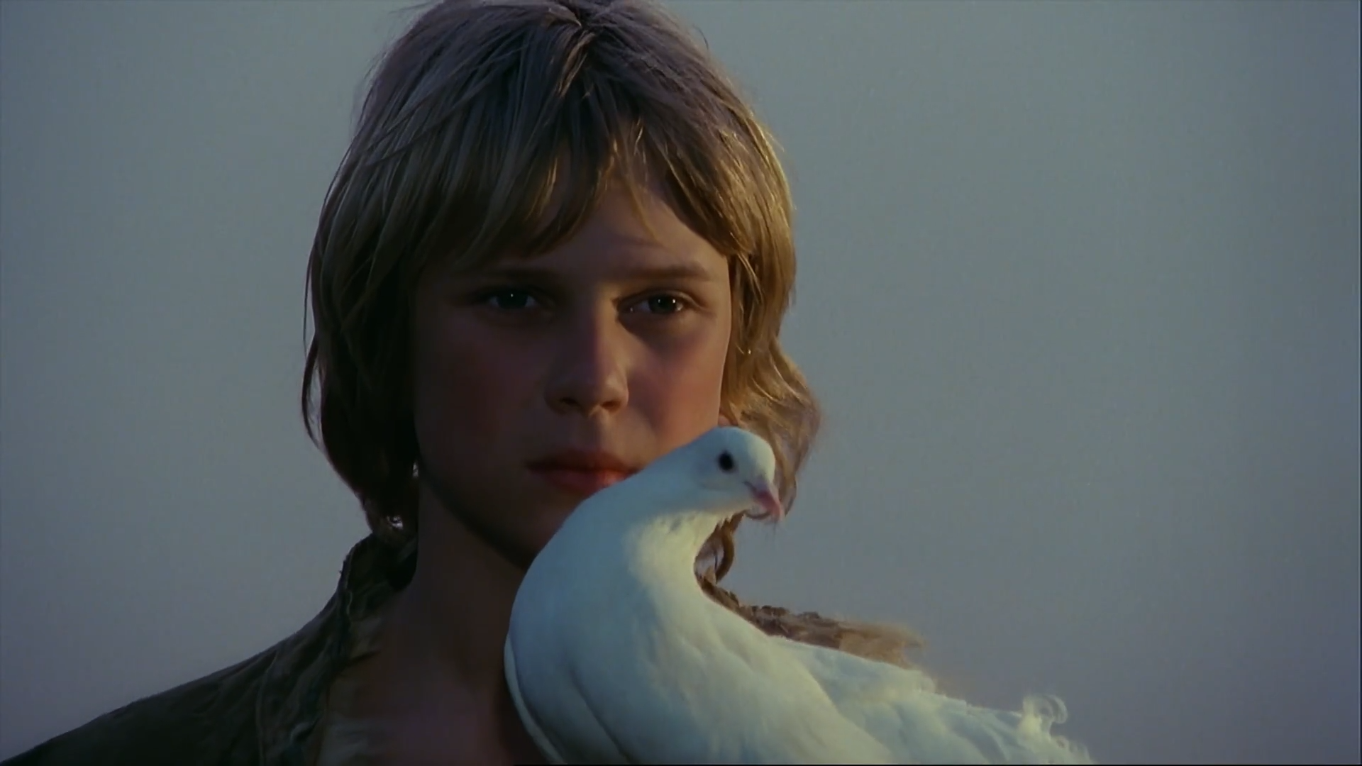 Gritta.von.Rattenzuhausbeiuns.1985.WEB-DL.1080p.RUS.GER.and.Ru.En.De.sub.mkv_snapshot_00.35.48.png