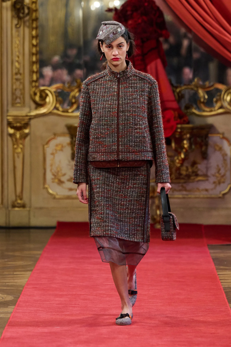 00014-hui-fall-2025-ready-to-wear-credit-brand.webp