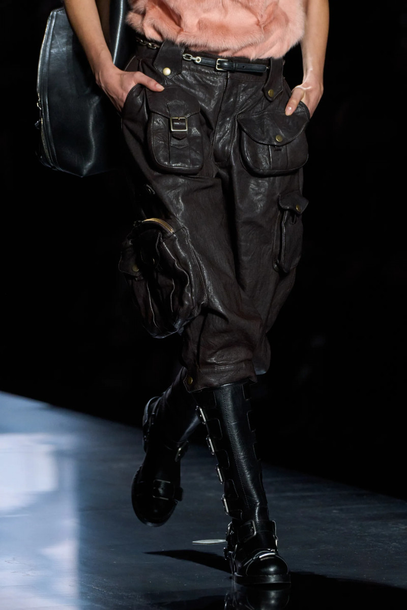 00127-dolce-and-gabbana-fall-2025-ready-to-wear-detail-credit-gorunway.webp