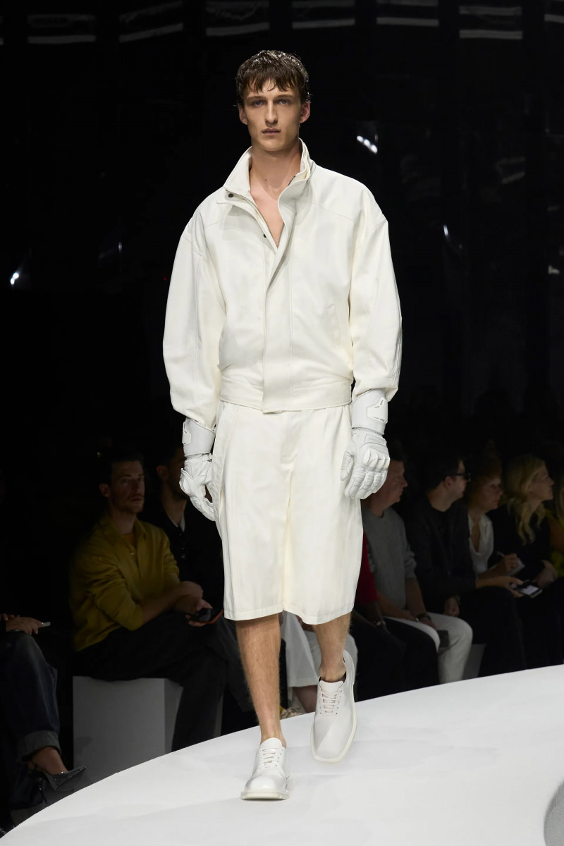 00004-ferrari-spring-2024-ready-to-wear-credit-gorunway.webp