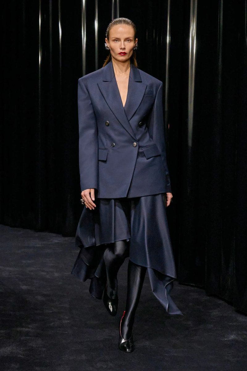00034-ferrari-fall-2024-ready-to-wear-credit-gorunway.webp