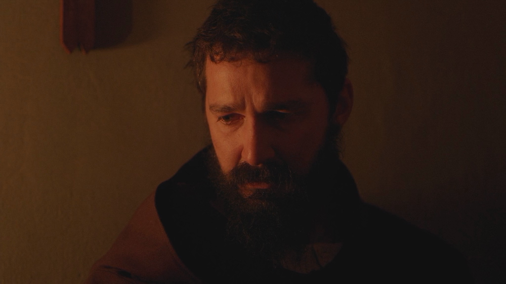 Молодой Папа (2022) HDRip-AVC_ivanes.mkv_20250306_215607.211.png