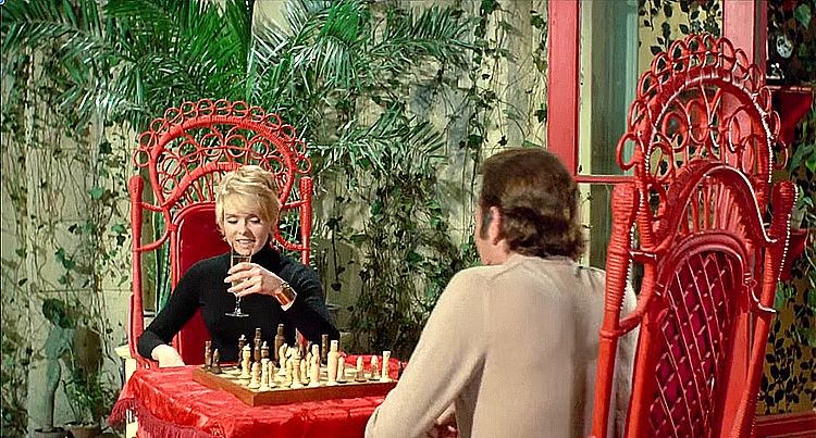 Синяя борода /Bluebeard/ 1972 (0:21:05 / 2:04:20)