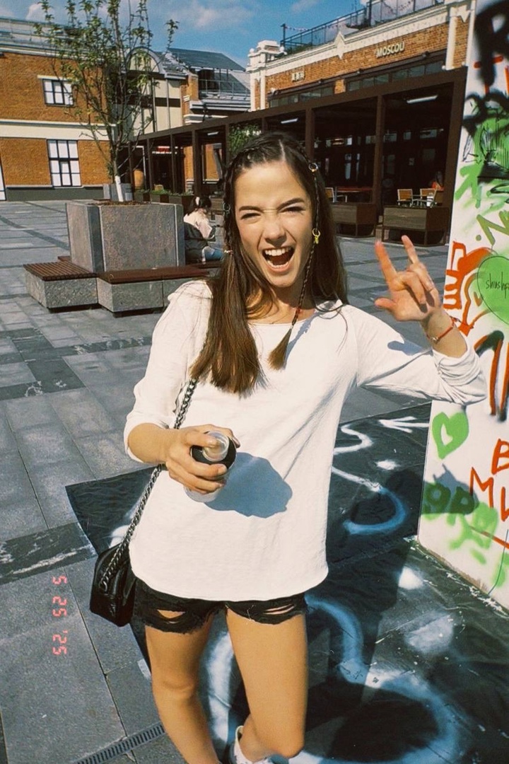 https://i1.imageban.ru/out/2025/05/25/4fe4b5cdc2980e3c79e12266473f5be9.jpg