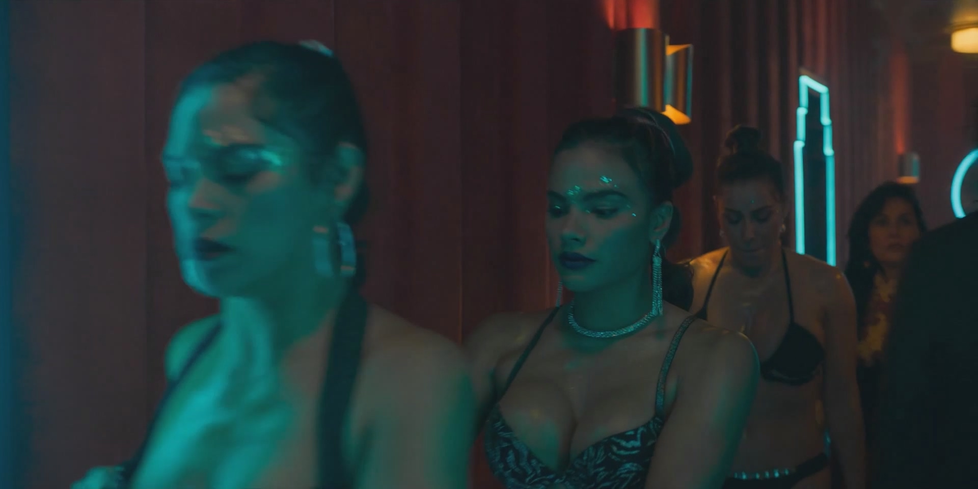 Guillen Lele Sky Rojo s03e05-00.mp4_000017.764.jpg