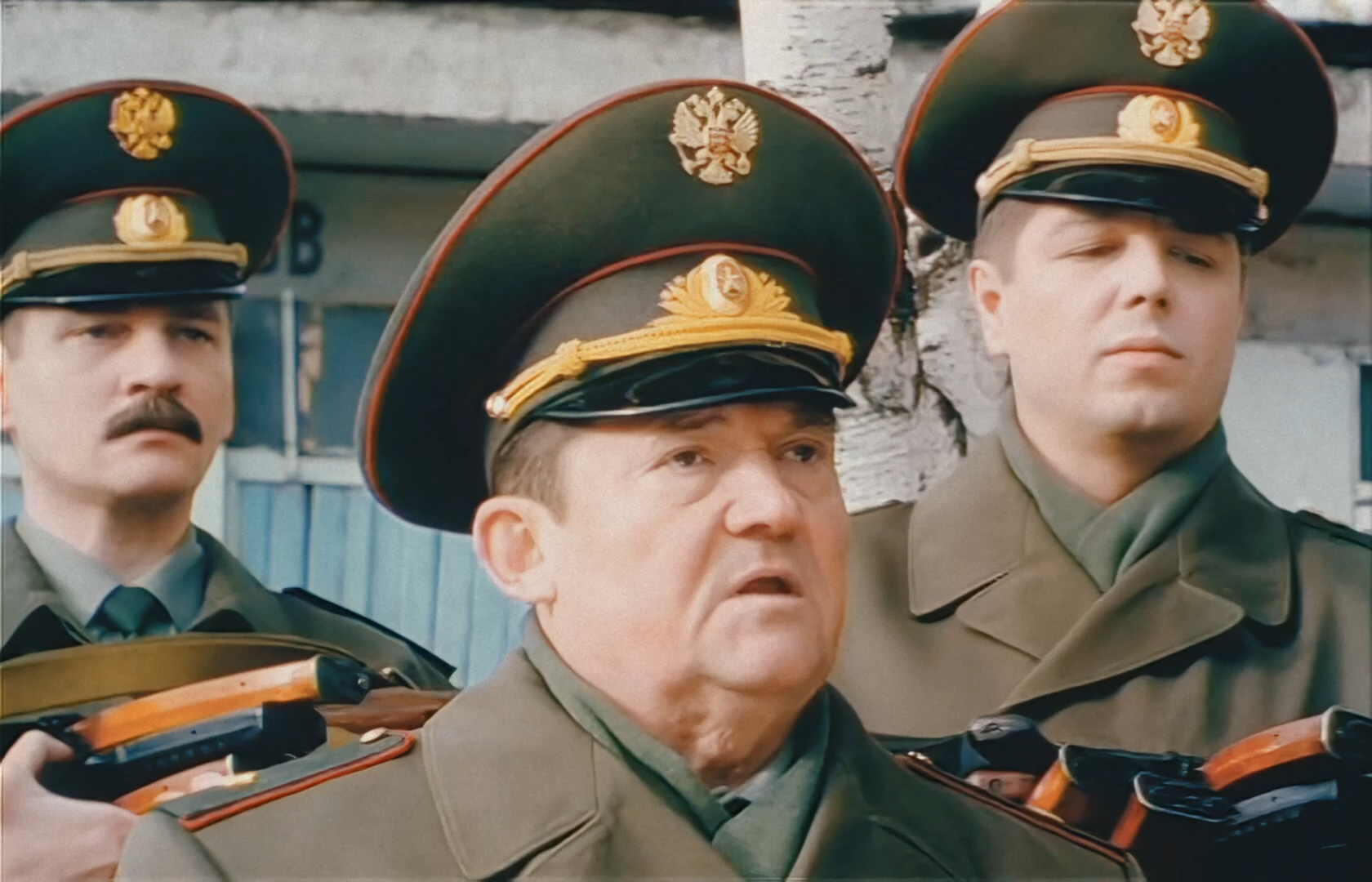 ДМБ (2000) 1080 AI.mkv_snapshot_01.18.46.040.png