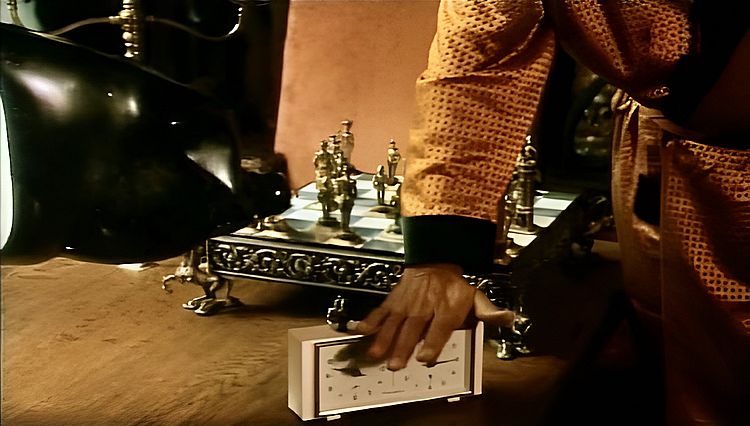 Гольф-клуб 2 /Caddyshack II/ 1988 (0:48:12 / 1:37:35)