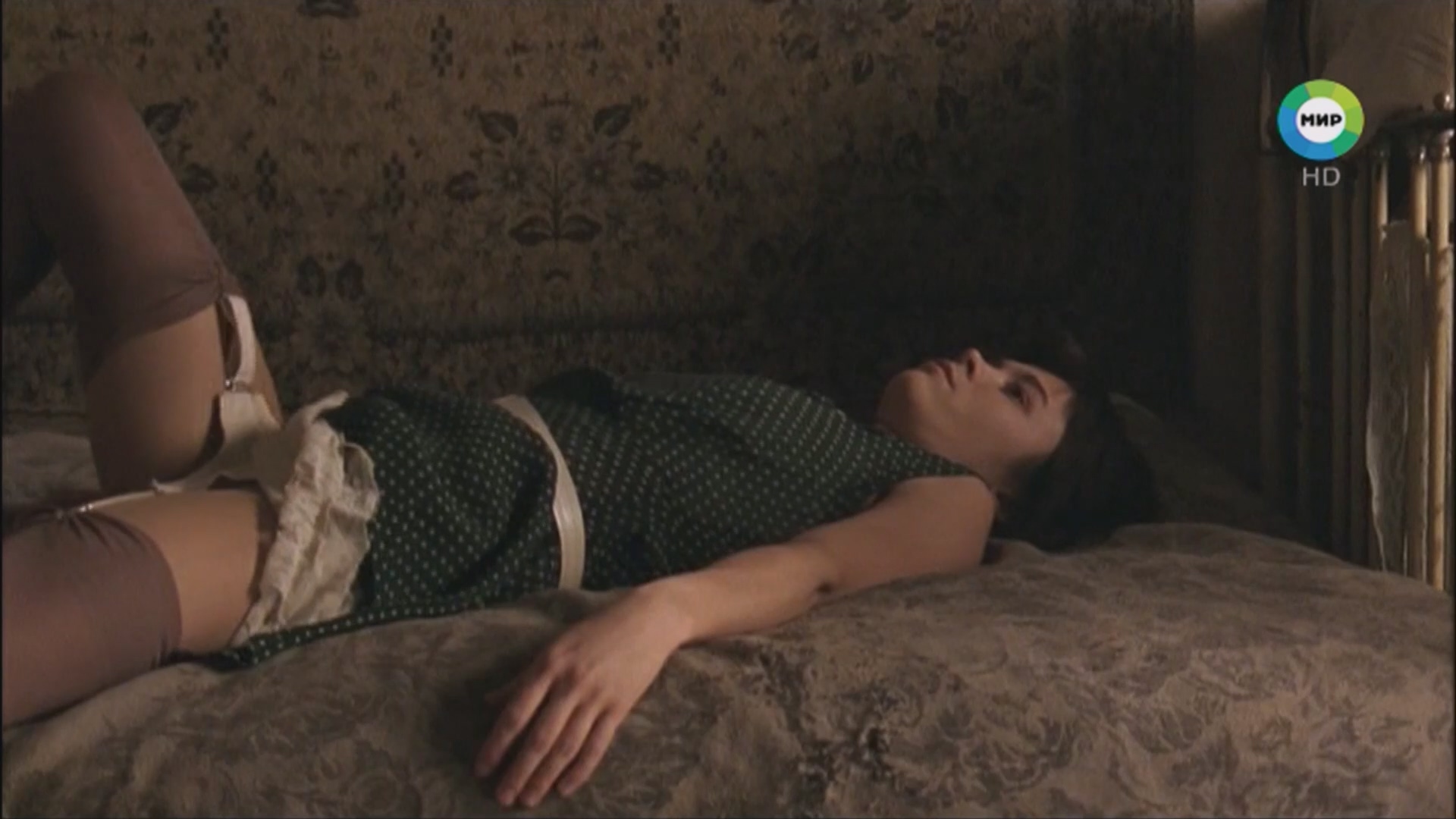 Клавдия Коршунова Московский дворик 003 (2009) HD 1080.mp4_000113.549.jpg