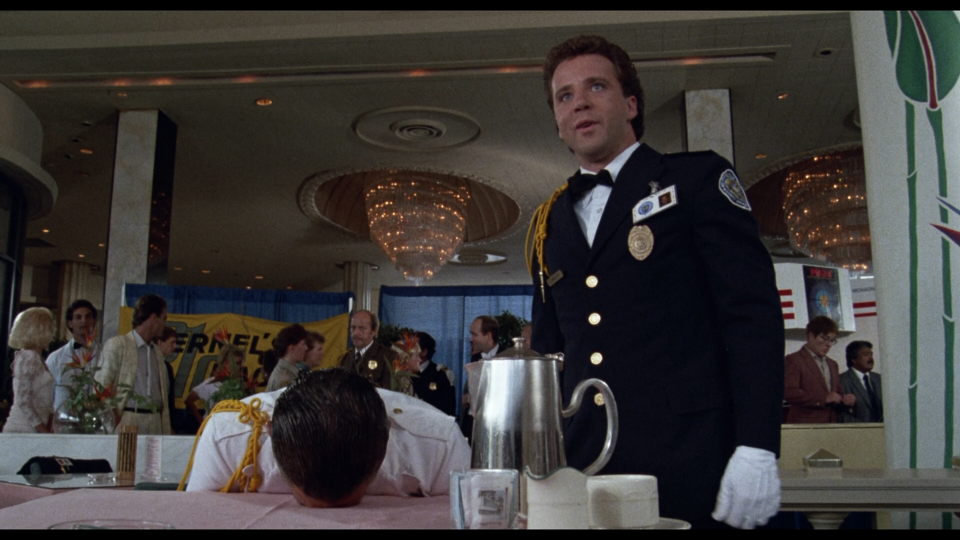 Police Academy V_1988г_Assignment_Miami Beach.mkv_20251111_204319.437.png