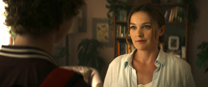 Percy.Jackson.and.the.Olympians.S02E01.400p.NewComers-0002.png