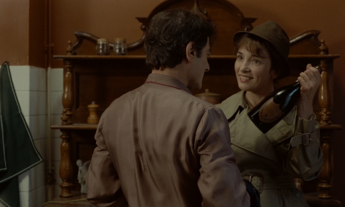 Мужчина, который любил женщин.1977.BDRip 720p msltel.mkv_snapshot_01.16.29.908.jpg