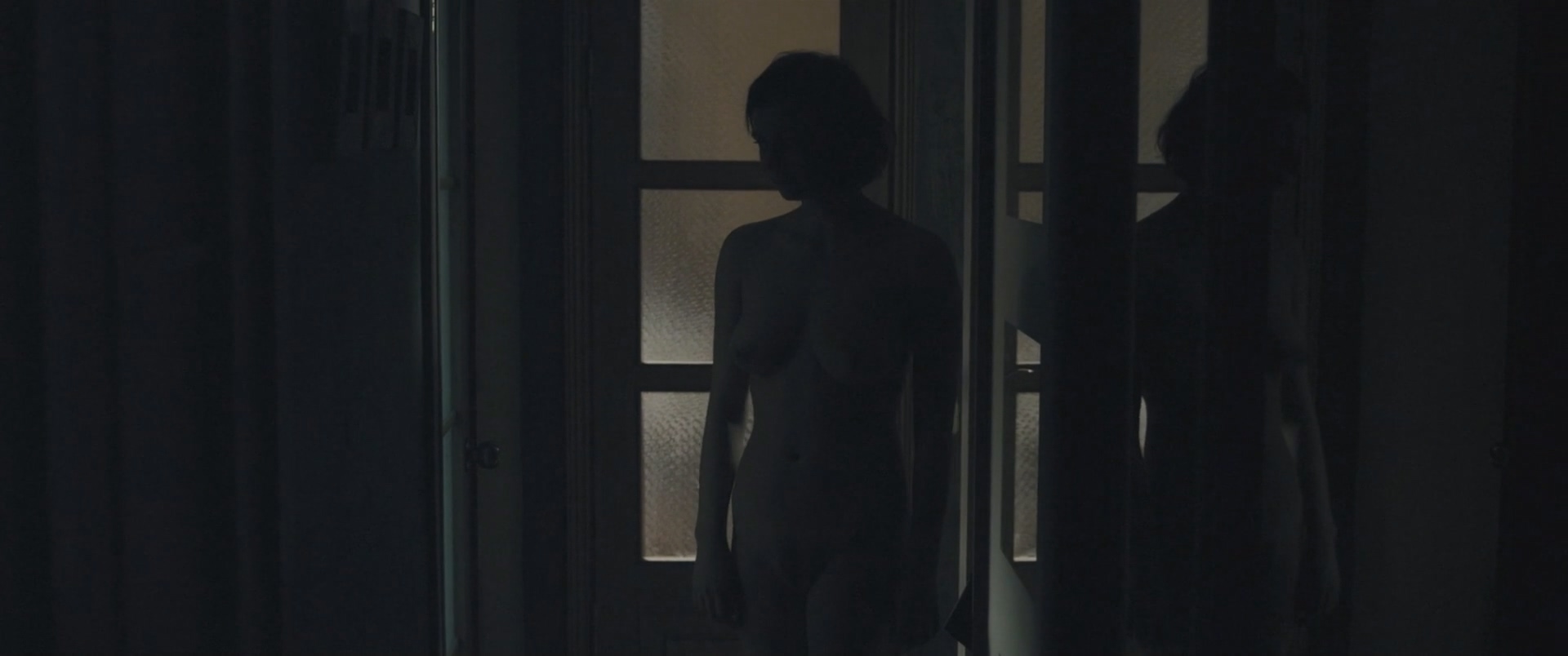 Юлия Ауг, Ирина Вилкова Интимные места (2013) HD 1080.mp4_20251215_112221.563.jpg