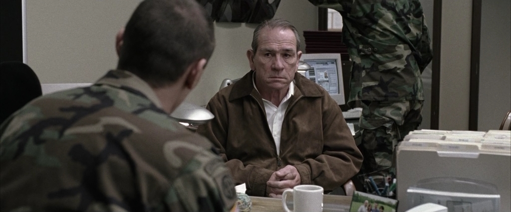 В долине Эла.2007.BDRip AVC msltel.mkv_snapshot_00.07.34.366.jpg