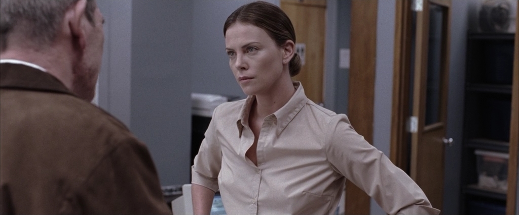 В долине Эла.2007.BDRip AVC msltel.mkv_snapshot_00.18.24.028.jpg