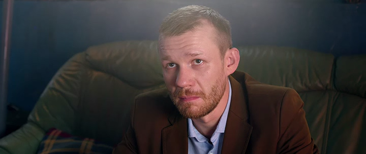 S01.E01.Великий и могучий.avi_snapshot_16.42.png