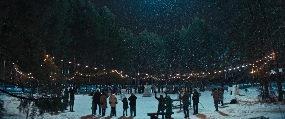 Яга на нашу голову (2025) WEB-DLRip-AVC_ivanes.mkv_snapshot_00.43.14.500.png