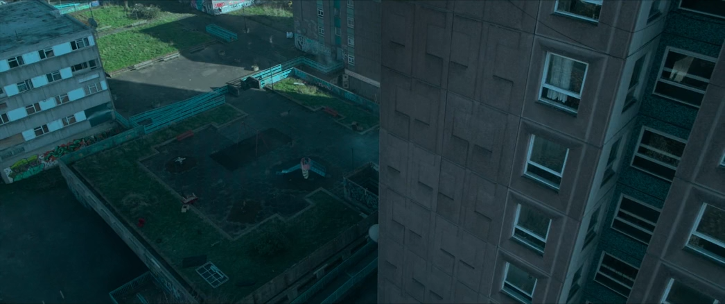 Идеальная афера (2025) WEB-DLRip-AVC_ivanes.mkv_snapshot_00.22.41.500.png