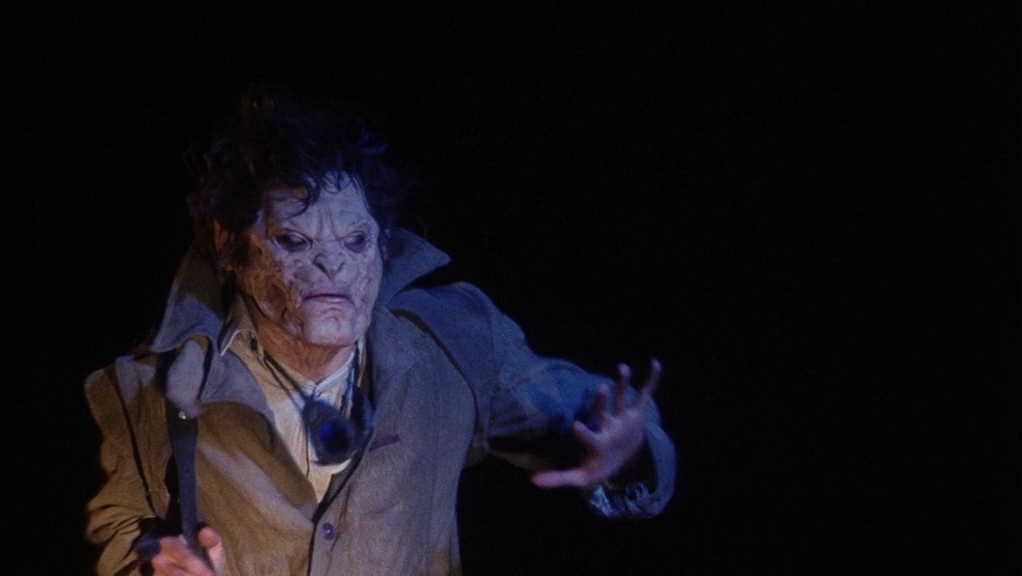 Дьявол песков.1992.BDRip AVC msltel.mkv_snapshot_00.30.20.670.jpg