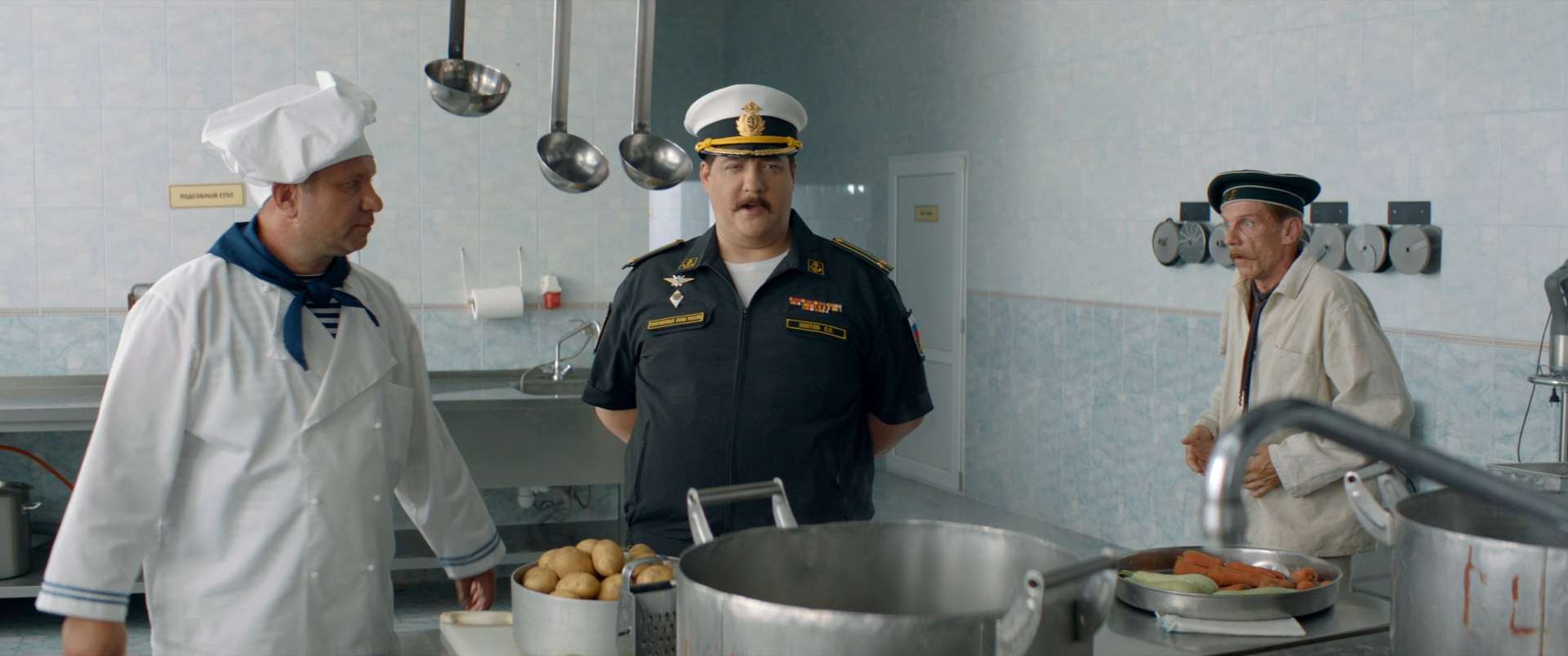 Tri.druga.klad.i.matros.Koshka.S01.E01.2025.WEB-DL.1080p.mkv_snapshot_27.12.png