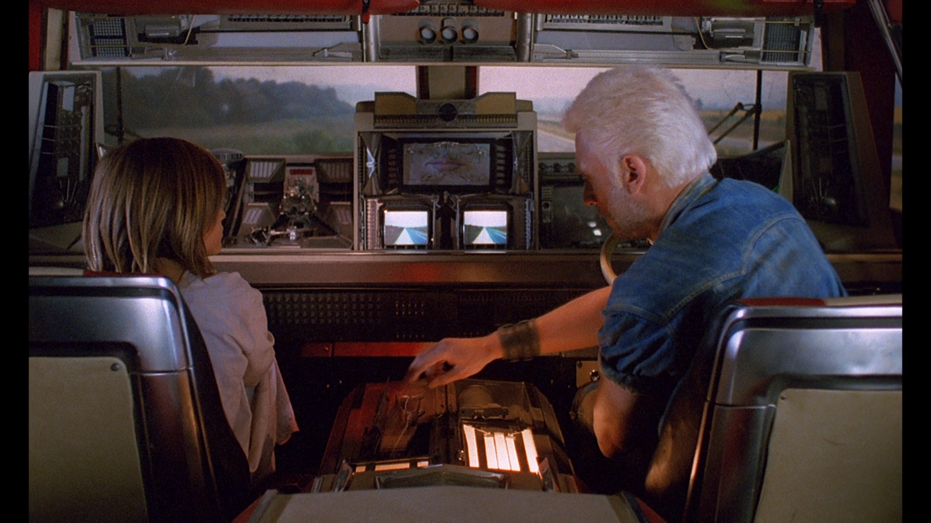 Terminus.1987.Uncut.French.BDRemux.1080p.mkv_snapshot_01.07.46.png