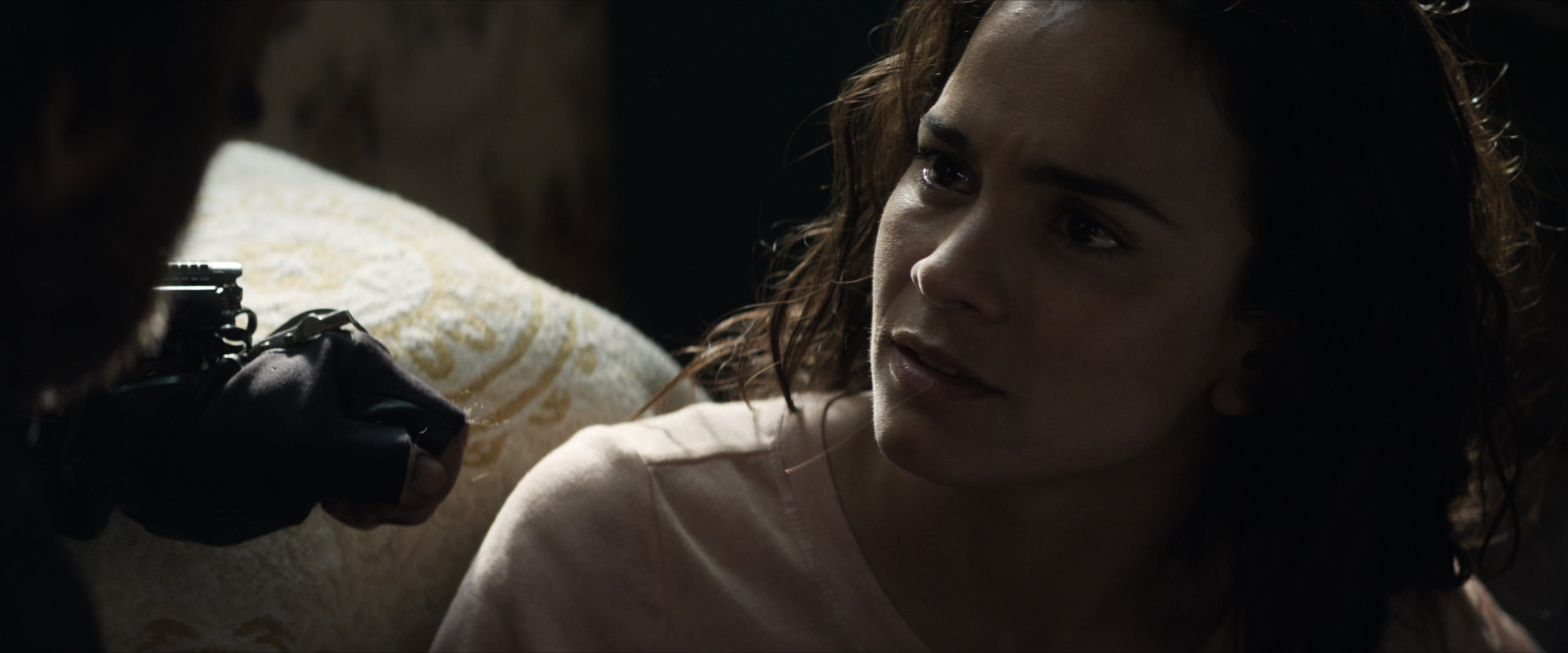 Elysium (2013).mkv_snapshot_01.06.33.990.jpg