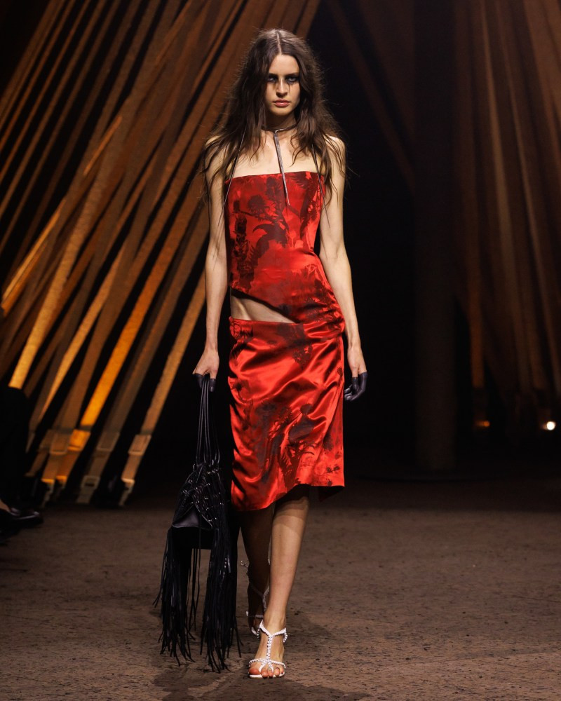 mcqueen-spring-26-r-ctsy-037.jpeg