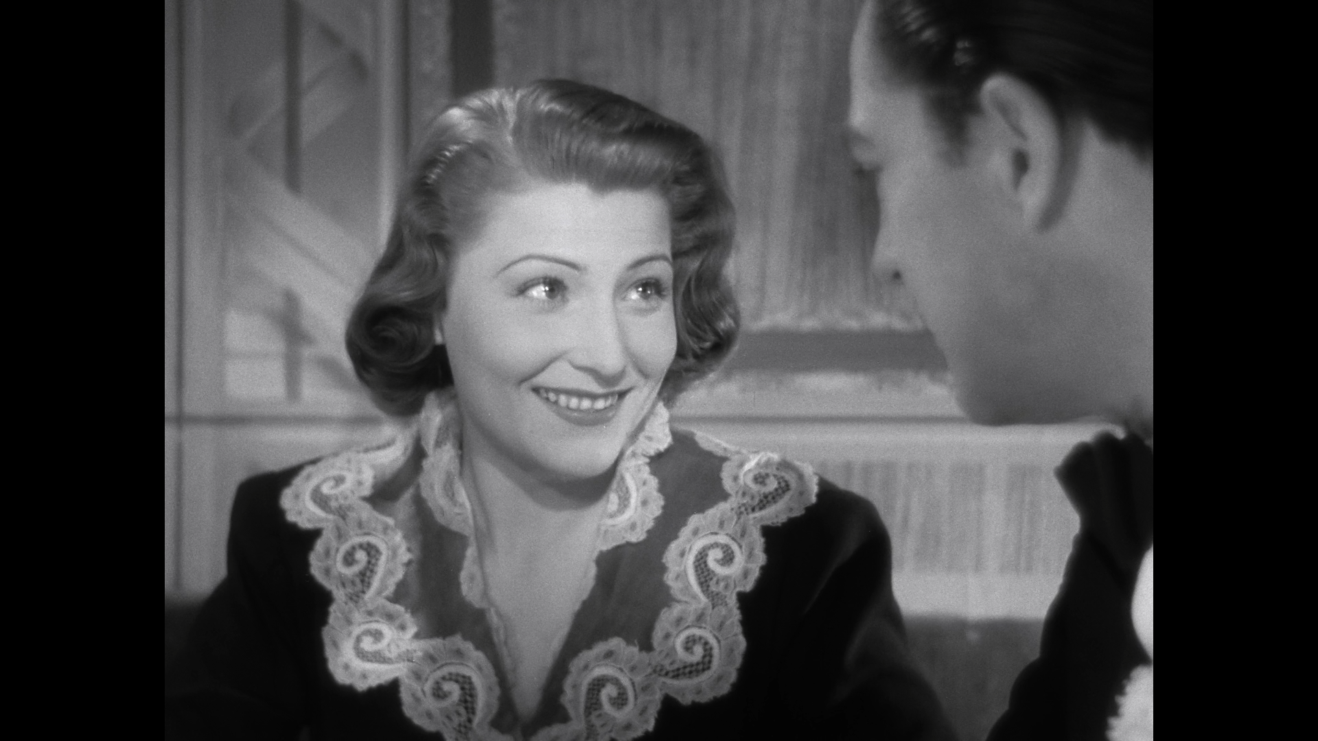 Between.Yesterday.and.Tomorrow .1947.BDRemux.1080p.mkv_snapshot_00.28.38.305.png