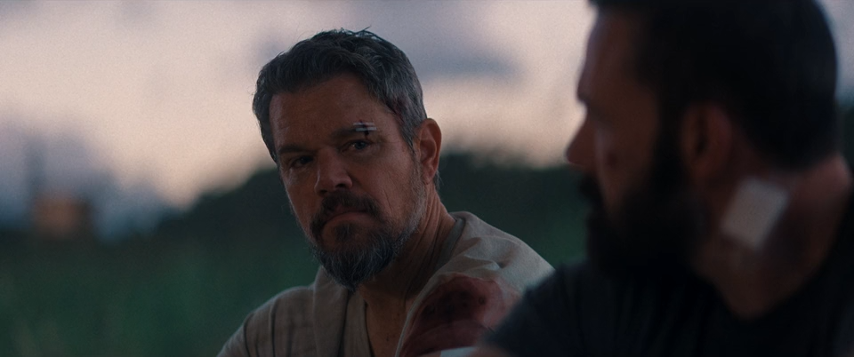 Лакомый кусок (2026) WEB-DLRip-AVC__ivanes.mkv_snapshot_01.44.18.583.png