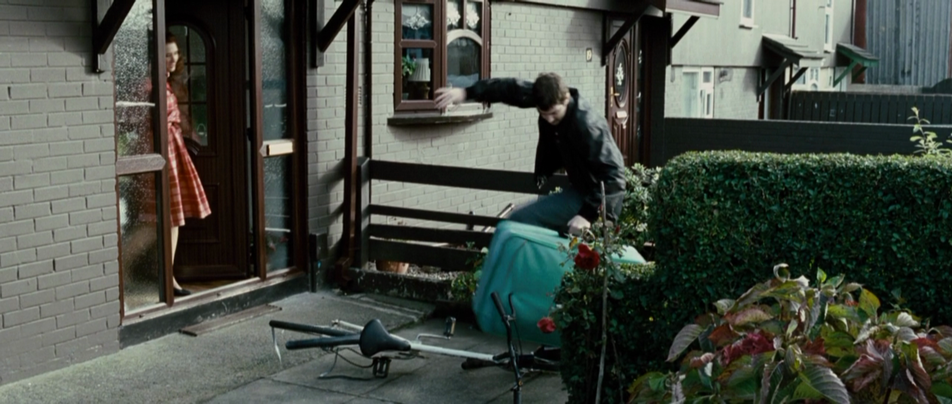 Пятьдесят ходячих трупов (Fifty Dead Men Walking) BDRip 720p 2008.mkv_20260117_160928.953.png