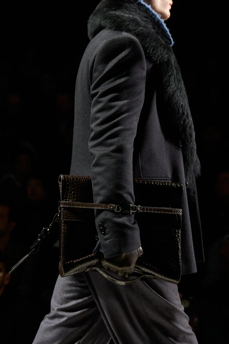00181-dolce-and-gabbana-fall-2026-menswear-details-credit-gorunway.webp