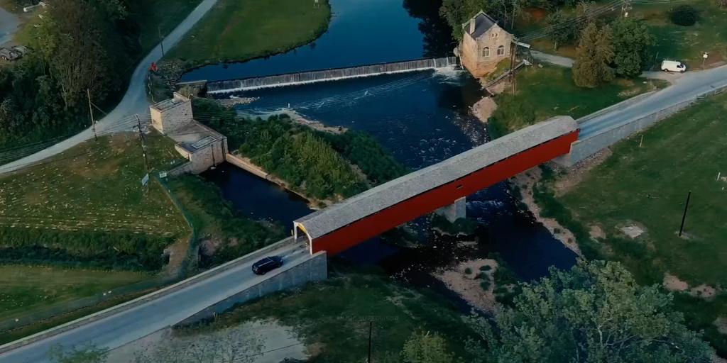 Утроба (2025) WEB-DLRip-AVC_ivanes.mkv_snapshot_00.10.27.720.png