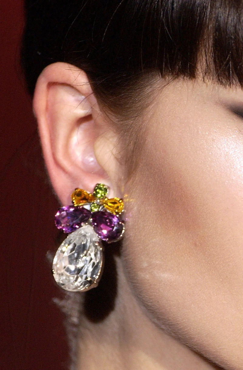 valentino-fall-2003-couture-details-00360h.webp