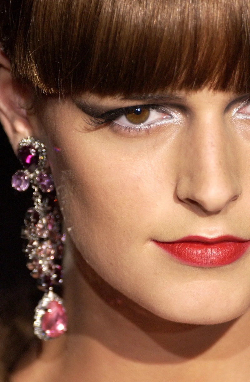 valentino-fall-2003-couture-details-00320h-jacquetta-wheeler.webp