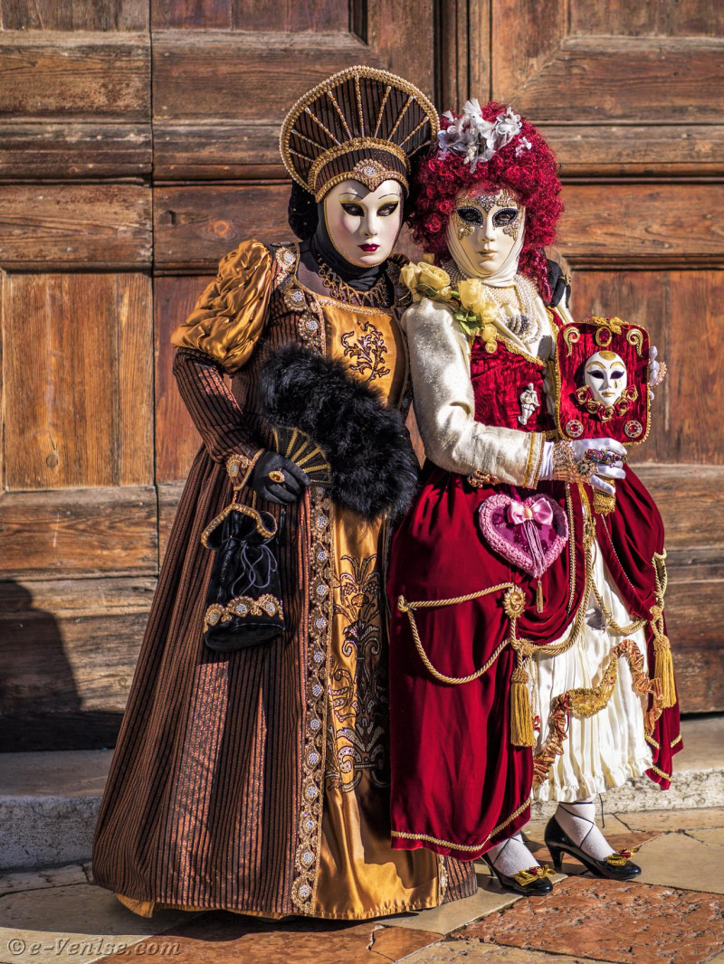 venice-carnival-mask-costume-0588.jpg