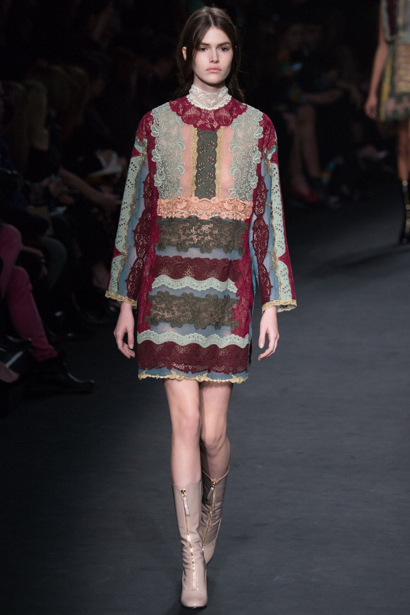 021-valentino.jpg